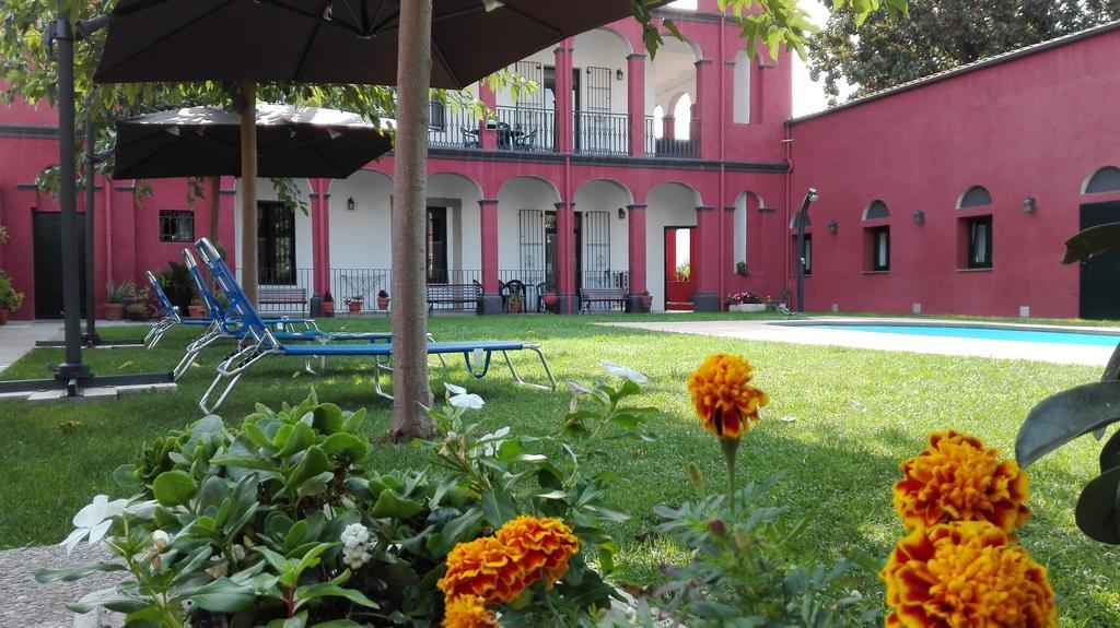 Aparthotel Can Gallart Santa Coloma De Farners Ngoại thất bức ảnh