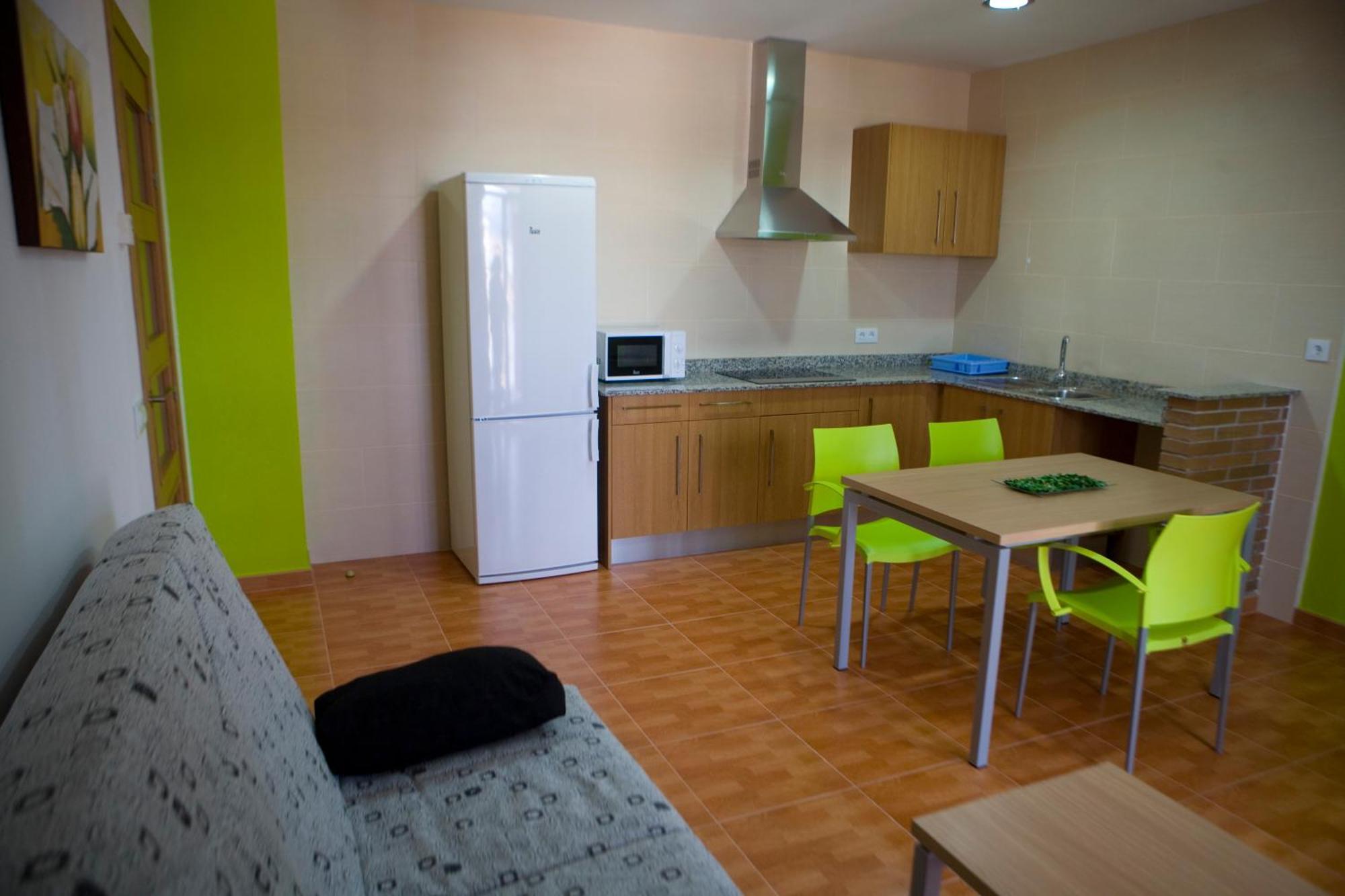 Aparthotel Can Gallart Santa Coloma De Farners Ngoại thất bức ảnh