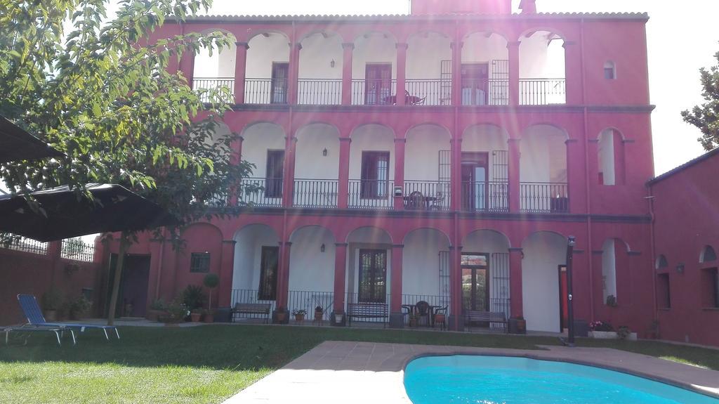 Aparthotel Can Gallart Santa Coloma De Farners Ngoại thất bức ảnh