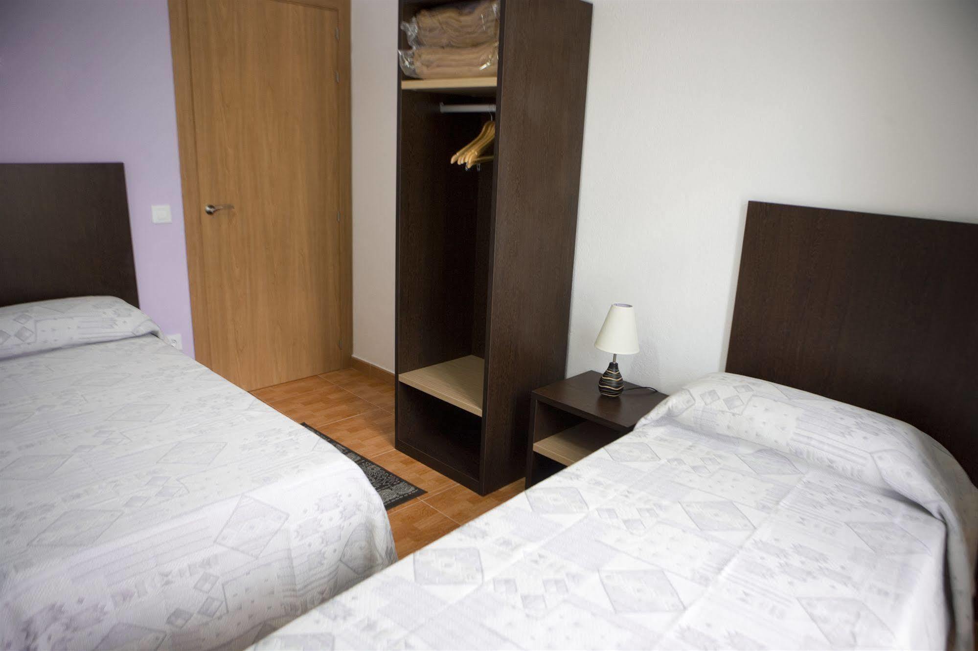 Aparthotel Can Gallart Santa Coloma De Farners Ngoại thất bức ảnh