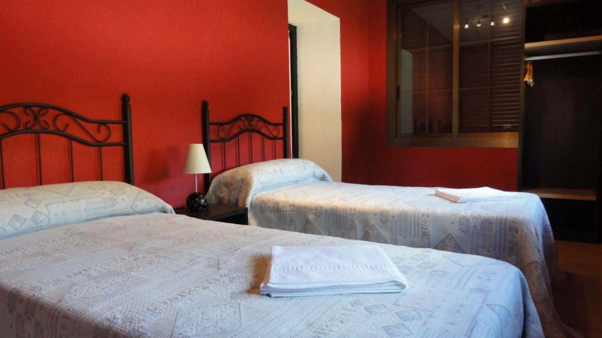Aparthotel Can Gallart Santa Coloma De Farners Ngoại thất bức ảnh