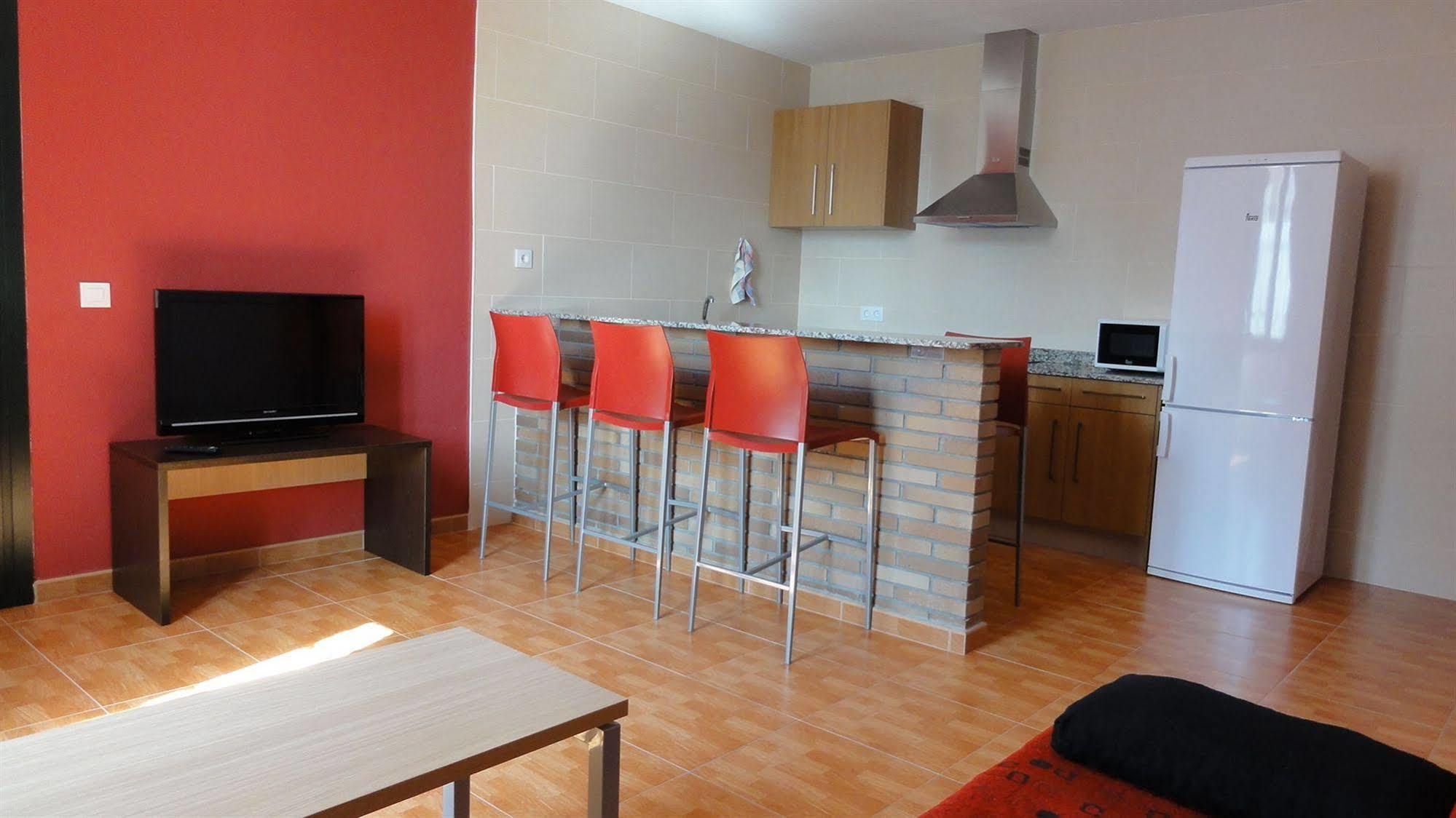 Aparthotel Can Gallart Santa Coloma De Farners Ngoại thất bức ảnh