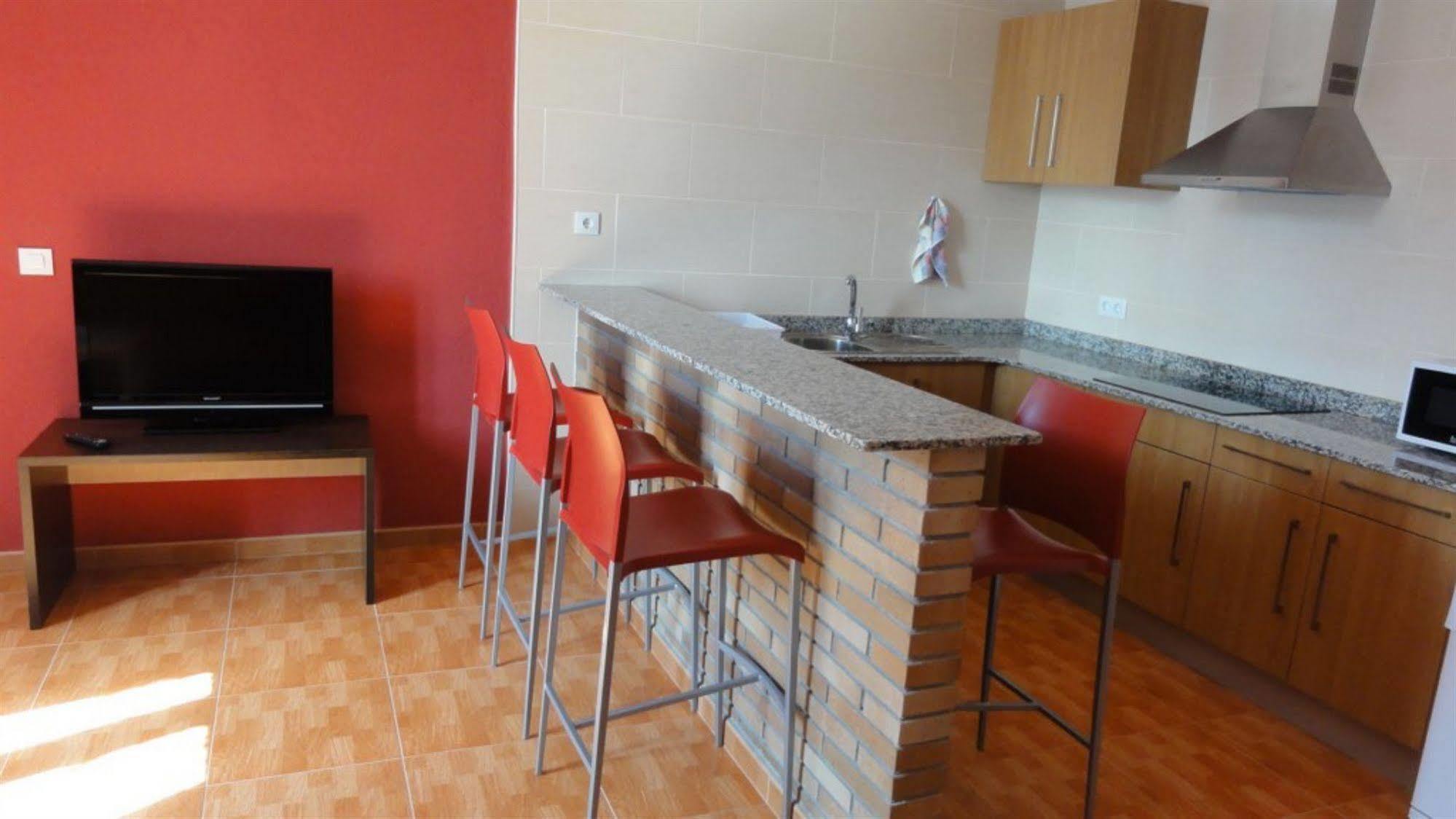 Aparthotel Can Gallart Santa Coloma De Farners Ngoại thất bức ảnh
