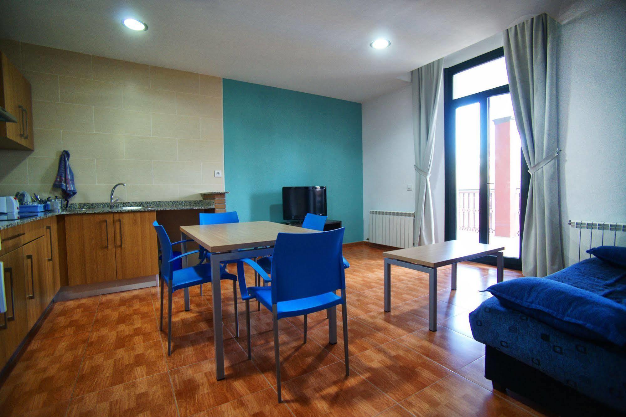 Aparthotel Can Gallart Santa Coloma De Farners Ngoại thất bức ảnh
