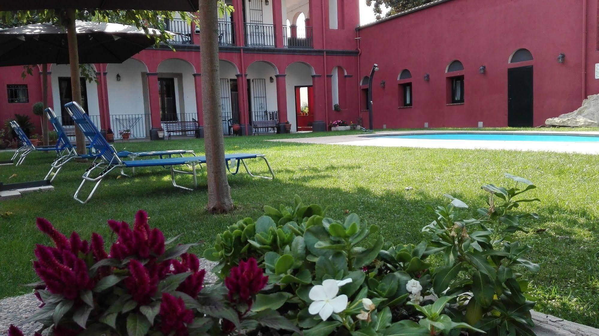 Aparthotel Can Gallart Santa Coloma De Farners Ngoại thất bức ảnh