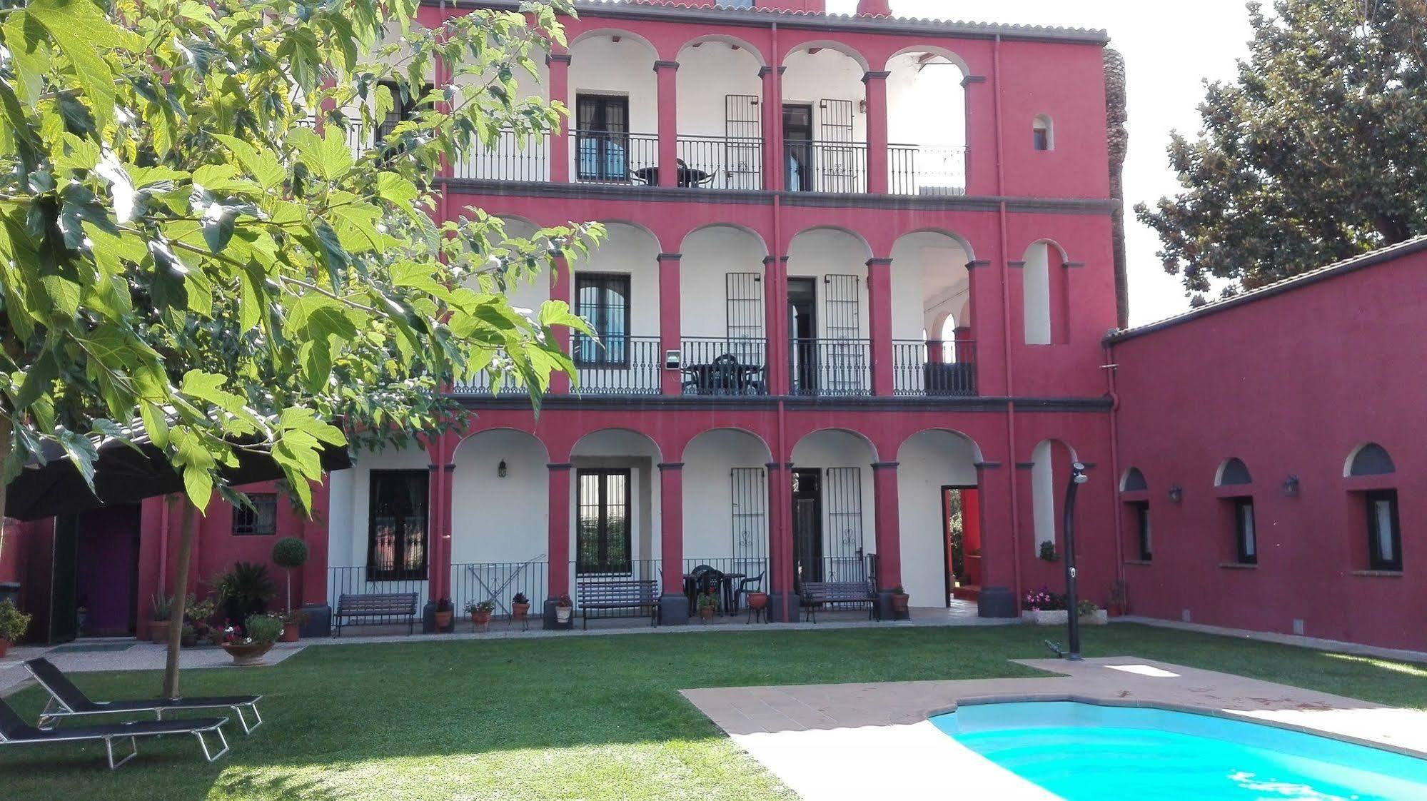 Aparthotel Can Gallart Santa Coloma De Farners Ngoại thất bức ảnh