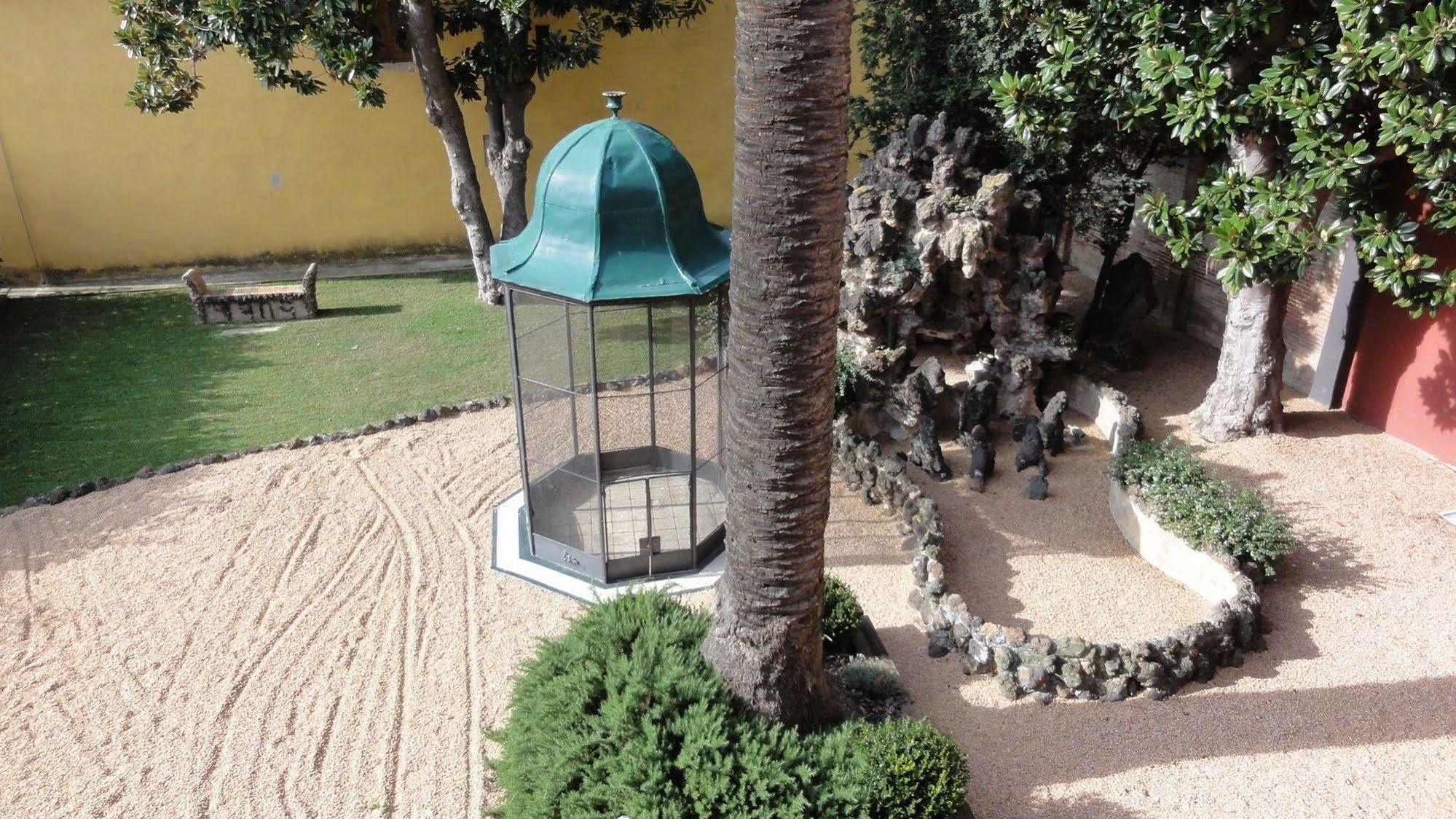 Aparthotel Can Gallart Santa Coloma De Farners Ngoại thất bức ảnh